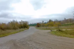 Ėjo iš parduotuvės – buvo įkalintas negyvenamojoje sodyboje