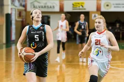 Dzūkijos atstoves Suvalkijoje į priekį vedė R. Žilinskaitė