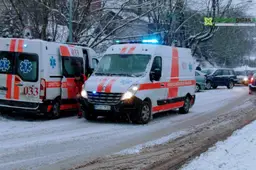Kauno gatvėje susidūrus automobiliams nukentėjo keturi žmonės
