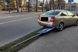 Vėl neblaivi: į avariją pateko buvusi teisėja