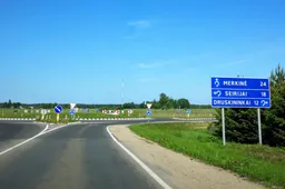 „Fiat“ – su tūkstančiais pakelių cigarečių