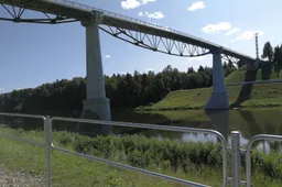 Po Baltosios rožės tiltu rastas žuvusio vyro kūnas