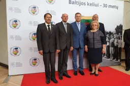 Baltijos kelio 30-mečio minėjime vyriausybėje viešėjo ir Alytaus rajono atstovai