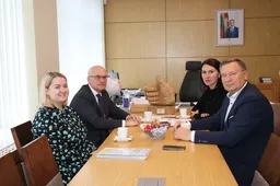 Savivaldybės vadovai priėmė lietuviško banko atstovus