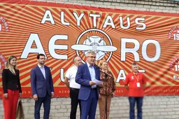 Patyrę Lietuvos sklandytojai varžėsi Alytuje, renginį aplankė Seimo pirmininkas