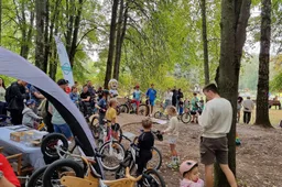 Baigiamas įgyvendinti Atviro jaunimo centro “Be rėmų“ projektas „Europos ateitis mūsų jaunuolių rankose“