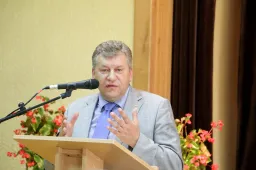 Alytaus rajono politikas įsitikinęs, kad savivaldybėms turi būti perduota daugiau galių