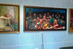 Privačioje galerijoje šviesa – per naktį. Savivaldybės galerija – buvusiame komisariate?