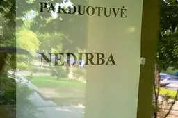 Valgykite mažiau saldumynų! Nebūtina visiškai jų atsisakyti, tiesiog vartoti jų mažiau