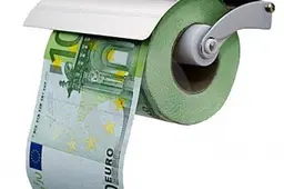 Padirbtas 50 eurų kupiūras keičia stambesnės