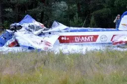 Alytaus aerodrome nukrito lėktuvas, žuvo akrobatinio skraidymo federacijos prezidentas (ATNAUJINTA. NUOTRAUKOS. VIDEO)