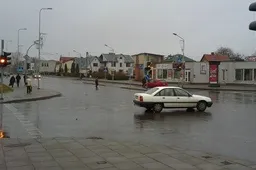 Vienoje pagrindinių miesto sankryžų eismą tenka reguliuotis patiems