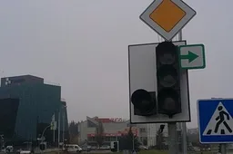Iš alytiškės senolės tūkstančius išviliojo apgaule