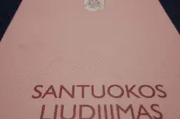 Nuo naujųjų metų neliko popierinių gimimo, santuokos liudijimų, o mirties liudijimą keičia medicininis
