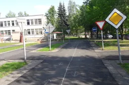 Darželyje „Šaltinėlis“ – nauja saugaus eismo aikštelė