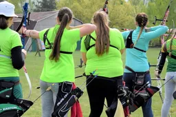 Vienoms svarbiausių varžybų Lietuvos lankininkai vėl pasirinko Alytaus aerodromą