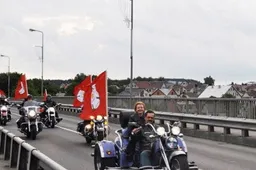 „Crazy In The Dark“ klubo baikeriai pavėžino drąsią vicemerę