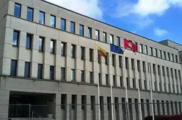 Kaip ponai Miesto merai bando save sureikšminti kadencijas susiedami su aikštės pertvarkymais