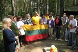 Kriminalų suvestinė: sumušė ir išprievartavo nepažįstami, sužalotasis rastas kieme