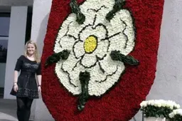 Alytaus miesto herbas iš gėlių – Lietuvos rekordas
