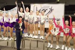 Alytuje vykusiose aerobinės gimnastikos varžybose šeimininkių penketukas pasipuošė sidabru (VIDEOREPORTAŽAS)