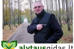 Nusilenkėme knygnešiams