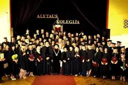 Kolegija išlydėjo vienuoliktąją ir laukia keturioliktosios studentų laidos