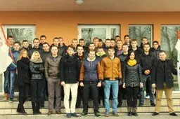 Studentų dieną alytiškiai palydėjo paradu ir įvairiomis rungtimis, tarp kurių buvo ir koldūnų valgymas