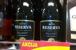 „Alitos" akcijų įsigijimas laikinai sustabdytas teismo nutartimi