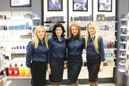 Naujosios „Dior“ ir „Chanel“ kolekcijos pristatytos Alytaus „Kristiana“ salone
