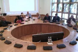 Naujosios Alytaus valdžios gerų darbų sąraše trūksta veiksmų dėl miesto skaudulių: derybos su „Maxima“ -  dar nepradėtos, su  „Litesko“ - pokalbių lygyje (ATNAUJINTA. TV REPORTAŽAS)