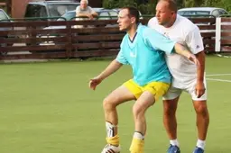 Vyriškos kovos sugrįžo prie apskrito kamuolio