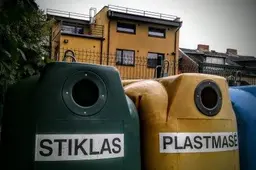 Alytaus mieste dalinami kompostavimo konteineriai