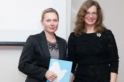 Atsikėlė „ALT reklama“, stiprėja „Dvaro mėsa“ - Alytaus rajoną apdovanojo „Versli Lietuva“