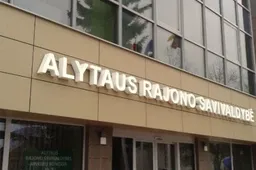 Darbą pradėjo Alytaus rajono savivaldybės taryba (ATNAUJINTA)