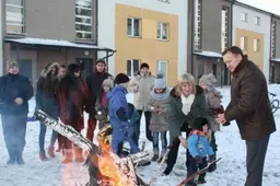 Mero ir seniūnės susitikimas su naujais gyventojais – prie laužo ir arbatėlės