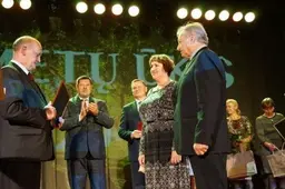 Alytaus rajono „Metų ūkio“ konkurse pirmąją užėmė gėlininkai Žemaičiai, antrąją – ūkininkai Žalynai, trečiąją – pienininkai Miškiniai