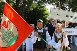 Alytaus rajonui dainų šventėje atstovavo butrimoniškiai ir pivašiūniškiai