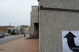 Teatrų festivalio bilietų nebeliko į „Chaosą“, kitus galima įsigyti specialioje „Tegyvuoja komedija!” kasoje