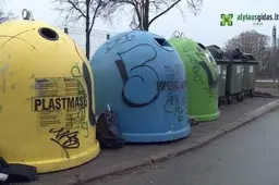 Šiukšlių konteineriai atsirakins magnetine kortele (VIDEOREPORTAŽAS)