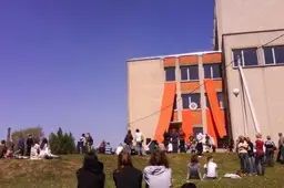 Patikrintiems gatvėje – kvietimai į sceną