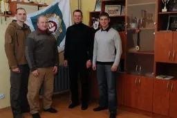 Dažasvydžio populiarinimo idėjos užtvirtintos sutartimi