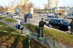 Perėjoje prie Vidzgirio „Iki“ partrenktas vyras