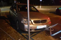 Gatvių atitvarus Alytuje griauna ir girti, ir blaivūs (VIDEOREPORTAŽAS)