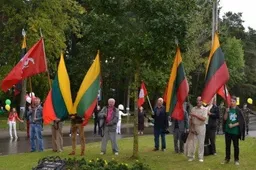 Daugiausia Baltijos kelio dienos renginių Alytuje – miesto sode