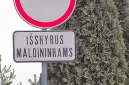 Alytiškiai – dviejų vyskupijų miesto gyventojai, ganomi iš Kaišiadorių ir Vilkaviškio. Apie mūsų parapijas bei dvasininkus