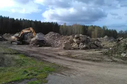 Griaunami bešeimininkiai statiniai Butrimonyse, Kedonyse, Mergalaukyje ir Skituriuose