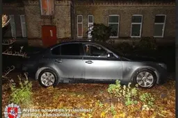 Alytuje liepsnojo krepšininko BMW. Įtariamas padegimas (ATNAUJINTA. PAPILDYTA. VIDEO)