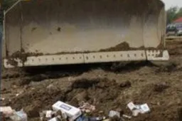 Gabeno 55 tūkst., sodyboje laikė dar per 20 tūkst. pakelių kontrabandinių cigarečių
