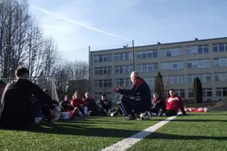„Dainavos“ atžalyną papildys I. Keldušis ir R. Padegimas. Solidesnio pastiprinimo tikimasi sulaukti iki rungtynių su „Banga“ arba „Žalgiriu“